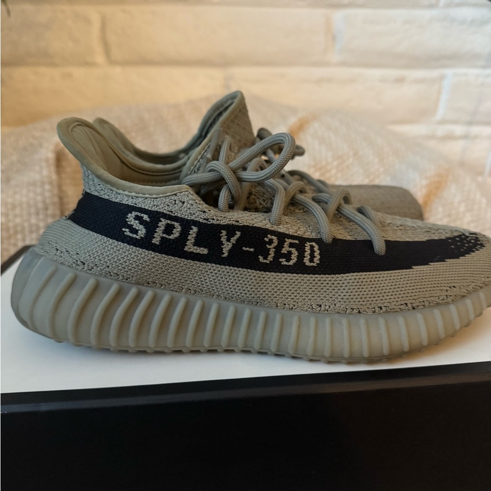 adidas Yeezy
YEEZY 350 Boost V2 "Slate" sneakers - Picture 2 of 6
